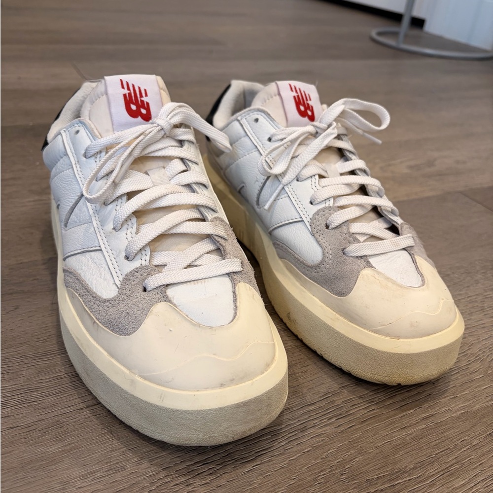 SOLD: New Balance White/Cream & Black Men's Shoes